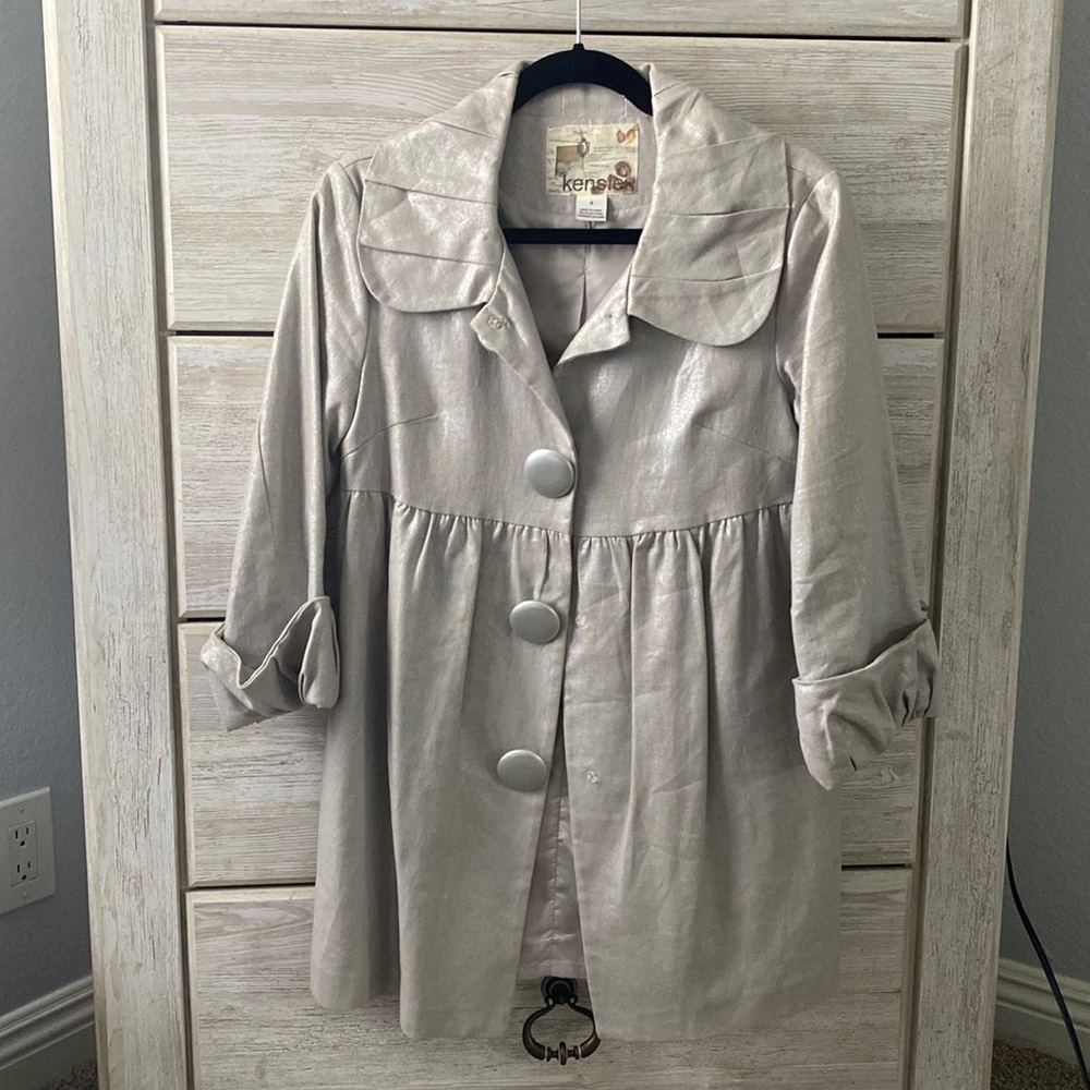 Kensie size 6 silver jacket/ coat